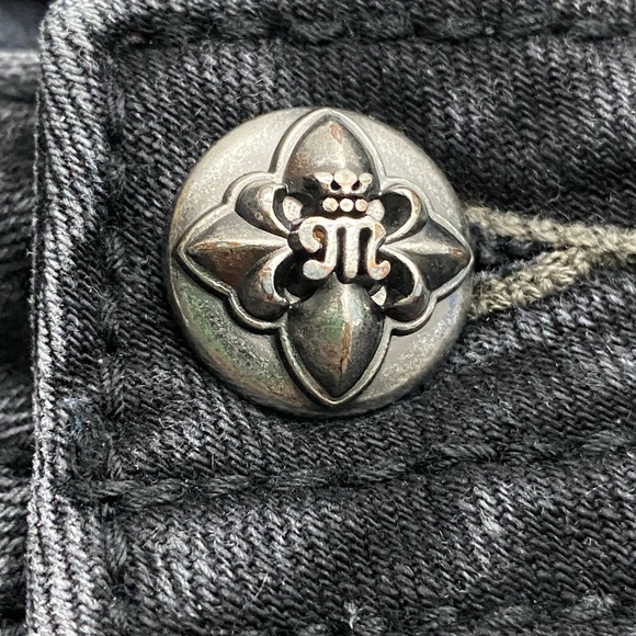 Miss Me black skinny jeans denim embellished cross design on back pockets Sz 27 - Picture 6 of 16